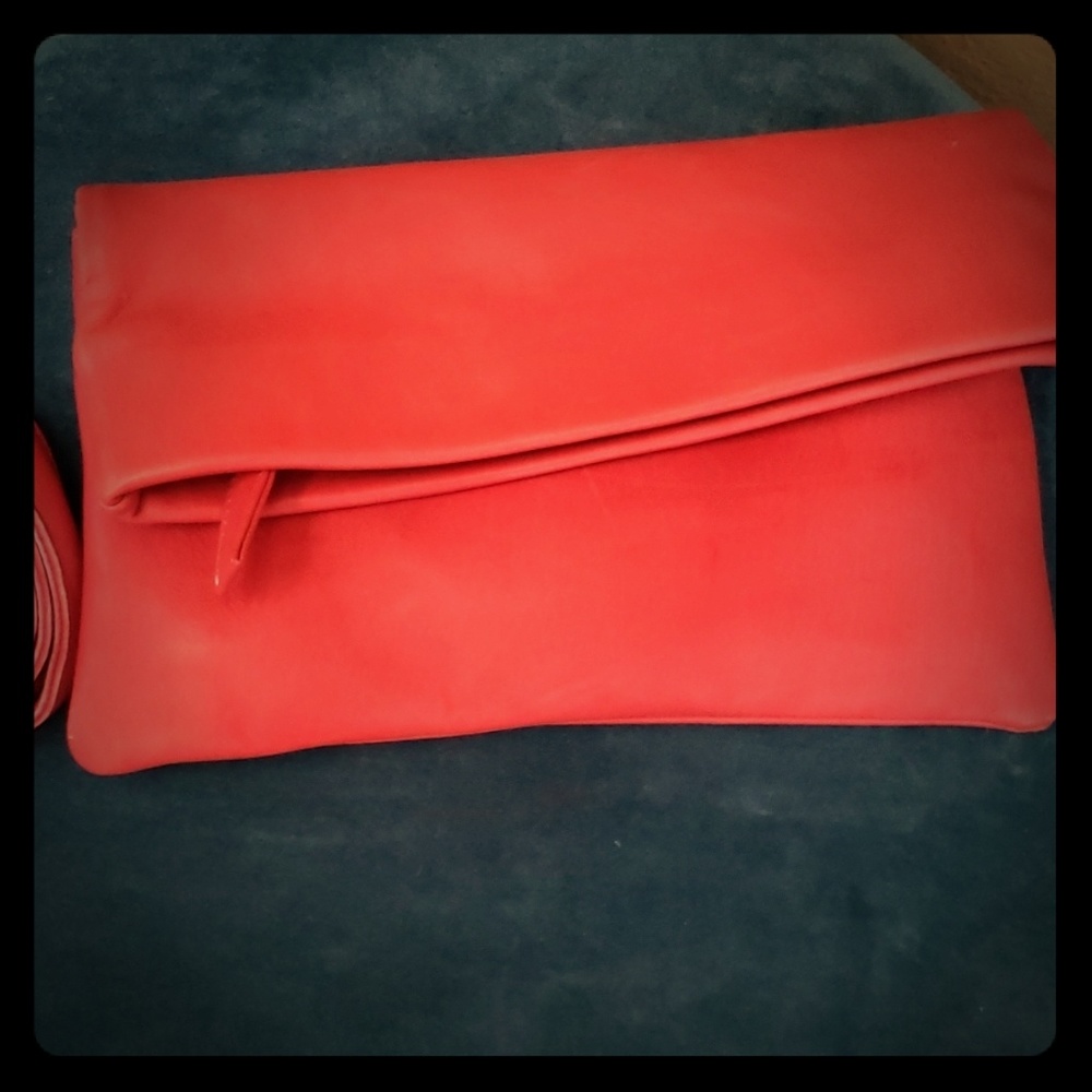 Sseko clutch/crossbody